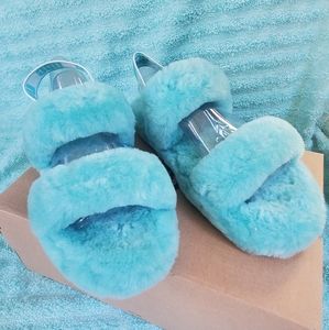 Ugg K oh Yeah Girls slippers size 4 aqua